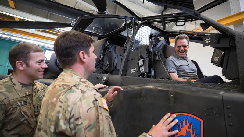 Thousands of service members and military family members turned out to meet Bryan Cranston, an award-winning actor, screenwriter, director and producer who brought his best-selling “A Life in Parts” memoir to life in an intimate theater show during a USO tour across Europe.