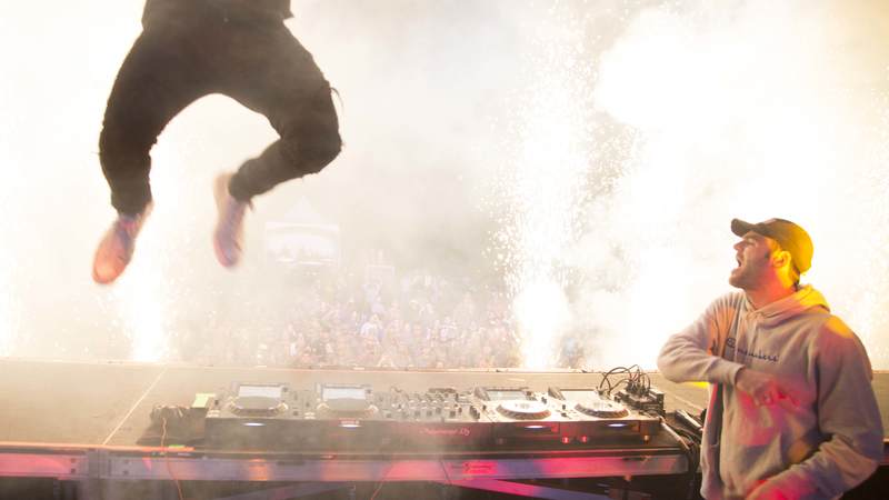 The Chainsmokers visited McCrady Training Center in South Carolina on Dec. 19 to get an up close look at military life, tour the USO center on base and perform a surprise concert for hundreds of future soldiers staying at nearby Fort Jackson for the holidays.